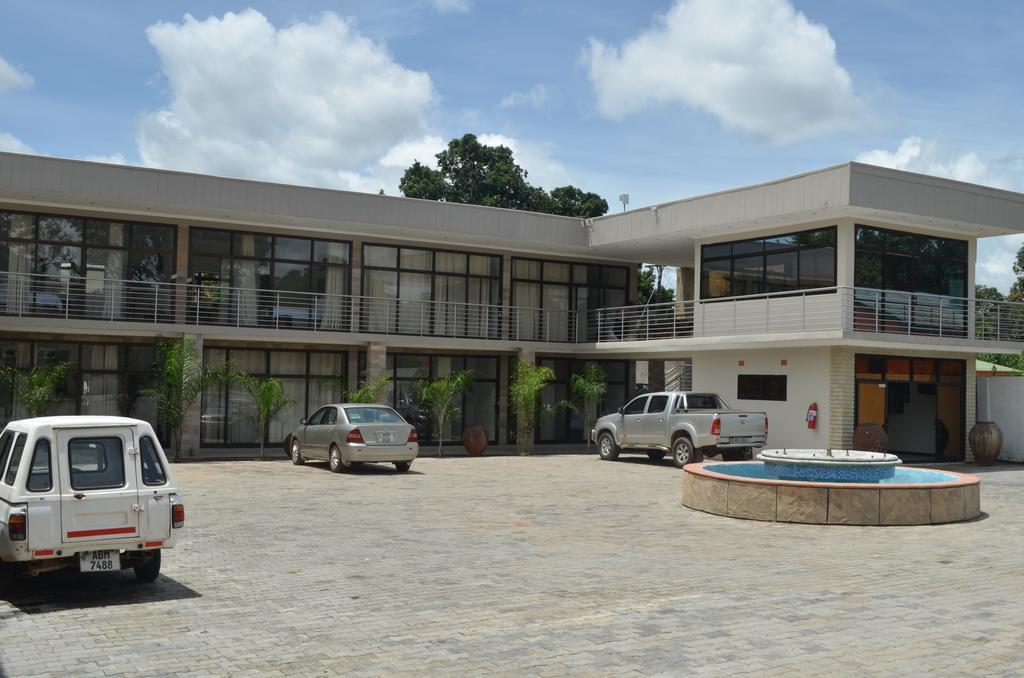 Pamo Hotel And Restaurants Kitwe Exterior photo